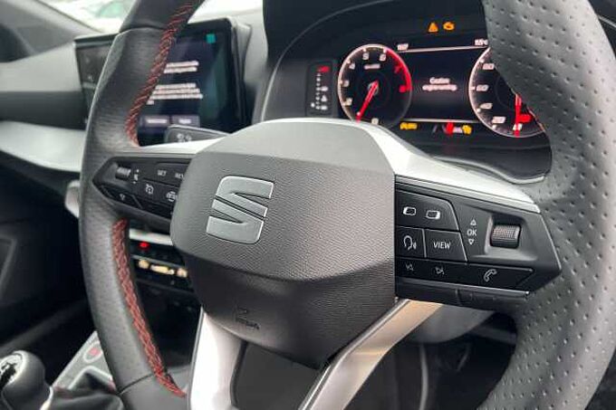 SEAT Arona 1.0 TSI 115 FR Black Edition 5dr